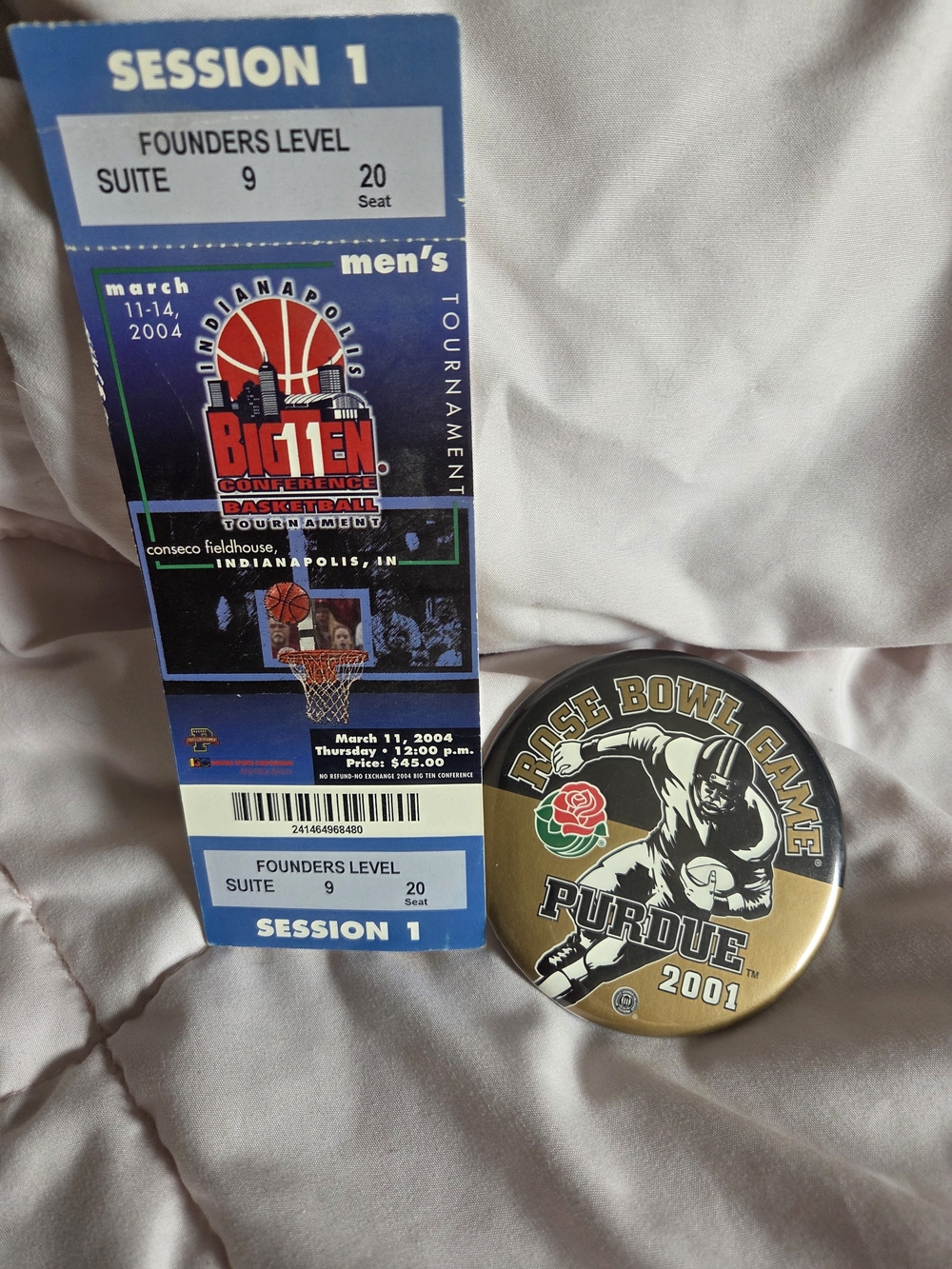 Purdue Rose Bowl Game 2001 Commemorative Button - Gold
